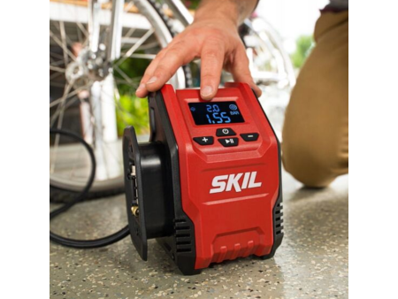 Compressore ad aria SKIL 2153 CA schermo LCD - a batteria 12V (ESCLUSA)